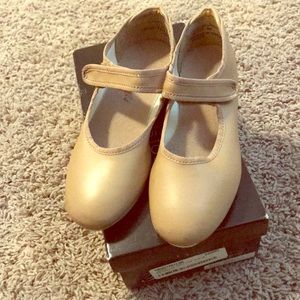 Tan/Nude Tap Shoes for Dance